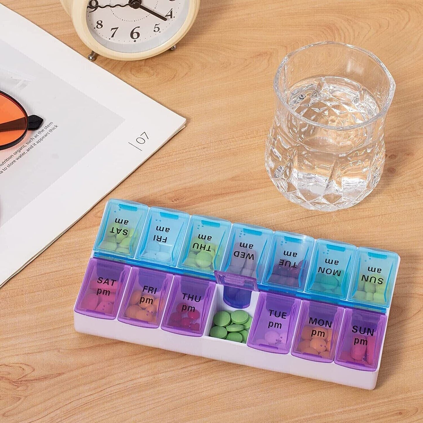 7-Day AM/PM Pill Box Organizer with Removable Medicine Case
